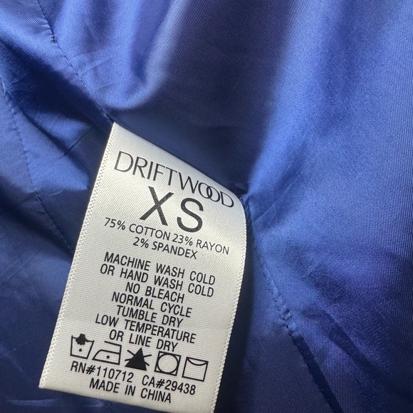 DRIFTWOOD velvet embroidered blazer in navy - Picture 8 of 9